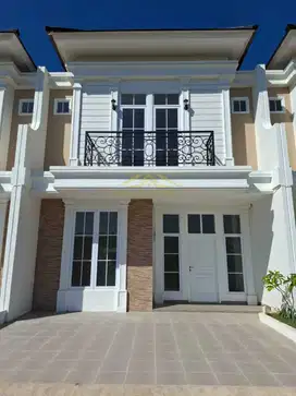 RUMAH 2 LANTAI SIAP HUNI DI JL POROS GOWA DEKAT KANTOR BUPATI GOWA