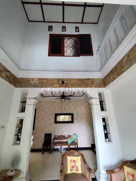 Rumah Bagus 2 Lantai Di Rawamangun Jakarta Timur S7532