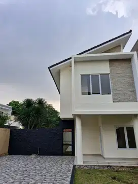 Rumah bagus 2lt siap huni SHM, dalam cluster di Andara Depok CL 246