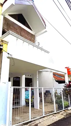 Rumah murah cantik asri siap huni di Cilandak Jaksel