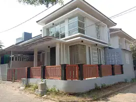 Rumah hook terawat perumahan elit