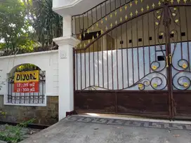 rumah dijual ketintang madya surabaya
