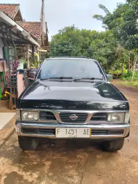 Nisan Terano Spirit Th 2001 Full Ori pajak panjang