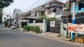 RUMAH TOMANG PLUS KOST 15 PINTU LANGSUNG CUAN