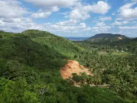 Tanah view laut di Areguling dekat Kuta Mandalika