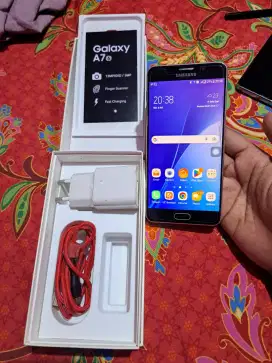SAMSUNG GALAXY A7 2016