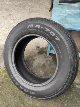 Ban Bekas Rush Terios R16 215/70