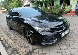 CIVIC 1.5 E HATCHBACK MATIC 2018 KM 36rb