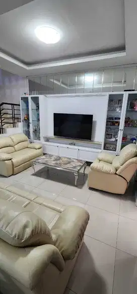 FULL FURNISH   Rumah Premier Mansion Hadap Selatan uk 10x20