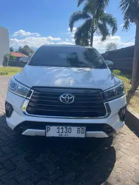 Kijang Inova Reborn