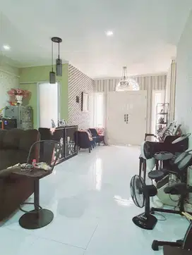 Dijual Rumah Kencana Loka BSD Siap Huni