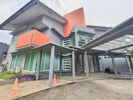 Rumah kebayoran baru jalan limau siap pakai