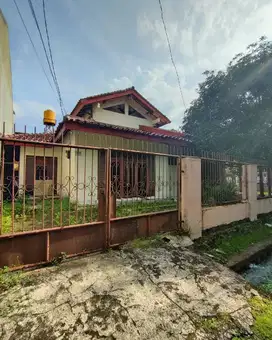 Dijual Rumah Posisi Hook Jl. Tanjung Duren Utara, Jakarta Barat