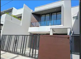Rumah di Taman Gayungsari dkt A Yani, Tol, Ketintang, Royal Plaza