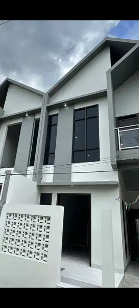 Rumah mewah siap huni dkt ke poros pettarani, UNM, DPRD Makassar