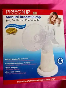 Manual Breast Pump PIGEON