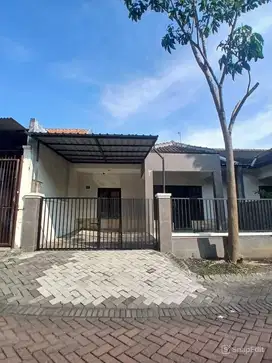 Disewakan Rumah 1lt Minimalis Di Taman Puspa Raya Citraland Surabaya