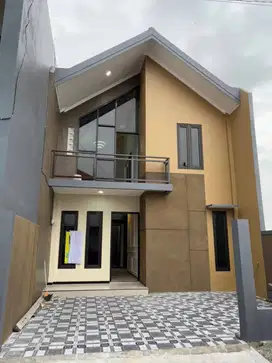 Rumah Impian dengan Konsep Mezzanine, Di Lokasi Strategis!