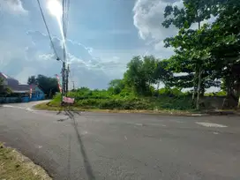 Tanah 371m2 Di Kawasan Perumahan Spring Hill