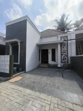 RUMAH MODERN DALAM CLUSTER 8 UNIT JALAN KEBON AGUNG MLATI SLEMAN