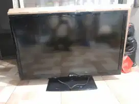 TV LCD LG 47 INCH