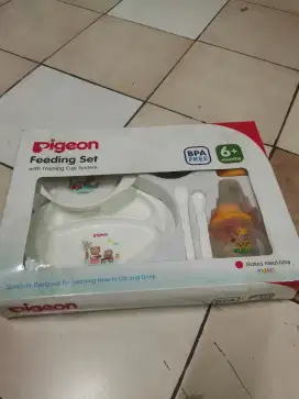 Alat makan bayi, pigeon alat makan bayi