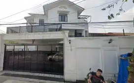 DILELANG Rumah MEWAH MURAH 2 lantai siap huni Kembar Sari Indah 2