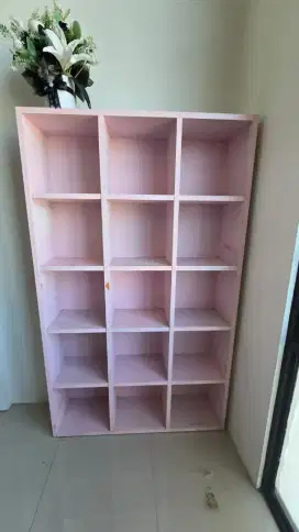 Rak kotak² bisa buat locker / pajangan / rak buku / display jualan