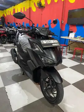 (DP500) Honda Vario 160 CBS Tahun 2022