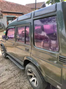 MOBIL SUZUKI KATANA LONG CORSINA 5 PINTU 1989