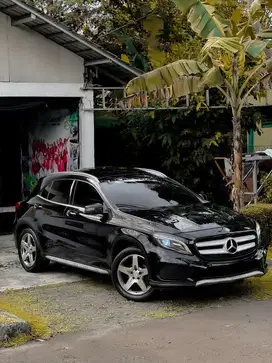 Mercedes-Benz GLA200 2016 Bensin