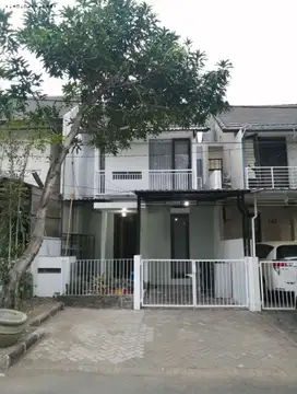 Rumah Pantai Mentari, Strategis