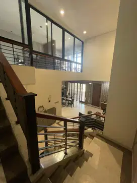 Dijual Rumah Semi Furnished Batununggal Indah Bandung
