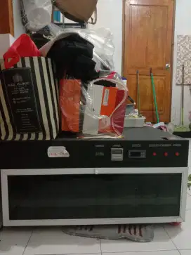Mesin tetas telur