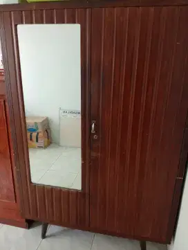 Lemari Pakaian dan Lemari makanan Jati dijual