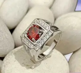 Cincin Merah Ruby