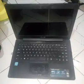 Laptop Asus X453M