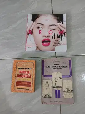 Buku; Kamus Bahasa Indonesia, Tuntunan Salat & Buku Kecantikan