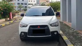 Mitsubishi Outlander PX AT Panoramic White on Black 2013 Low KM Record