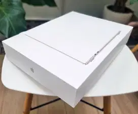 MacBook Air M4 15 Baru | 16GB/256GB | Warna Starlight | Garansi Resmi