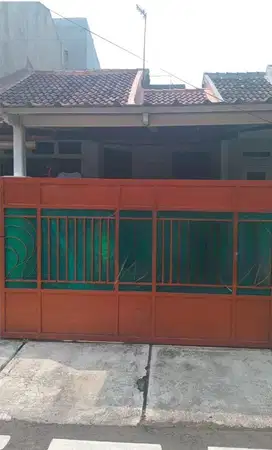 DIJUAL RUMAH NYAMAN DI KOMPLEK DKI PONDOK KELAPA JAKARTA TIMUR