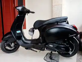 JUAL VESPA NOTTE 2019 LIMITED EDITION LOKASI GRAHA BINTARO