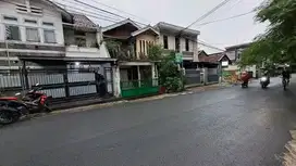 Rumah cocok untuk usaha maupun area sukaluyu
