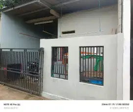 Jual rumah di jln lingkungan sirojul munir jati sari kec jati asih