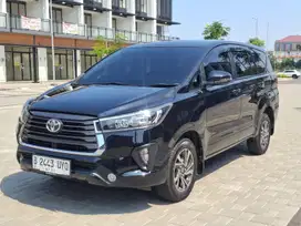 Toyota Kijang Innova G AT2024 Diesel KM 34 rb hitam