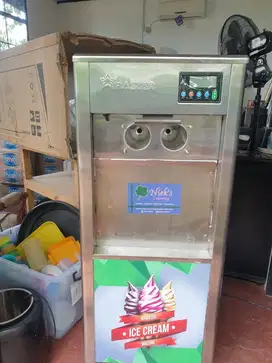 Mesin Es Krim - Soft Ice Cream wirastar