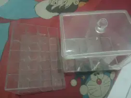 Dijual nih tempat naro lipstik+lip care lainnya+ tempat naro kapas