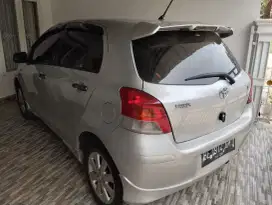 Yaris Bakpao E 2011 M/T