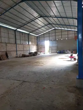 GUDANG SAYUNG STRATEGIS BEBAS BANJIR