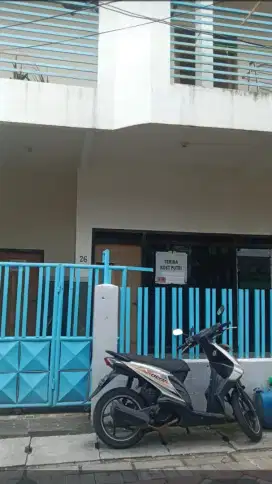 Disewakan Kos perbulan atau pertahun murah di tengah kota surabaya
